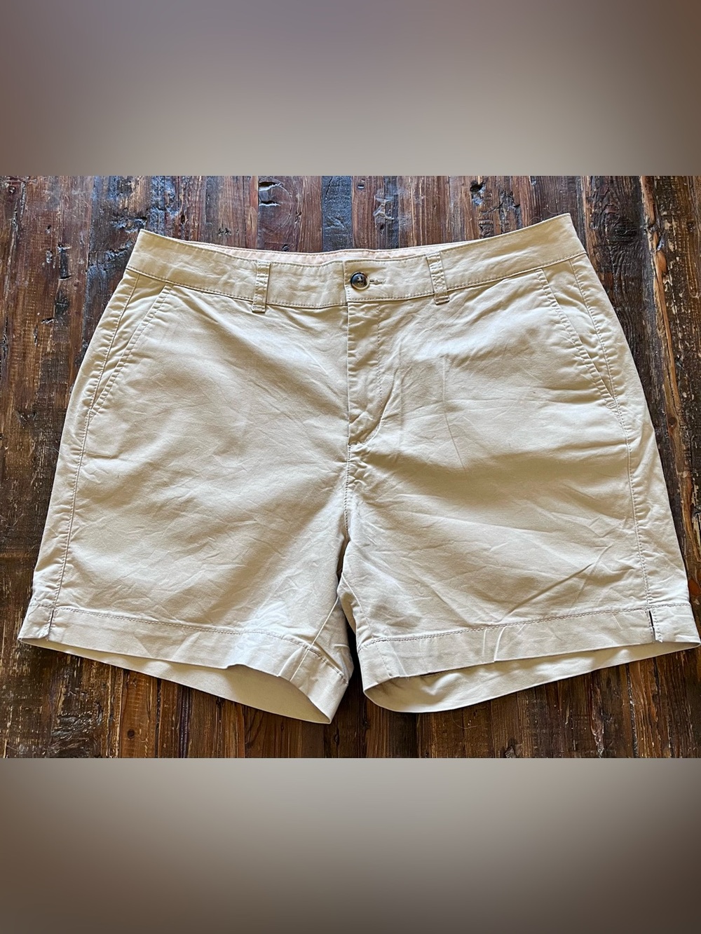 Old Navy Trio of High Waist Everyday Shorts: Tan,Gray, Green Sz 12 EUC - Picture 2 of 16